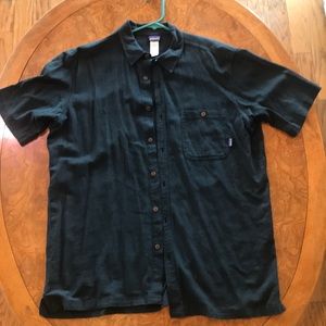 Men’s Organic Cotton Patagonia Button Down Shirt